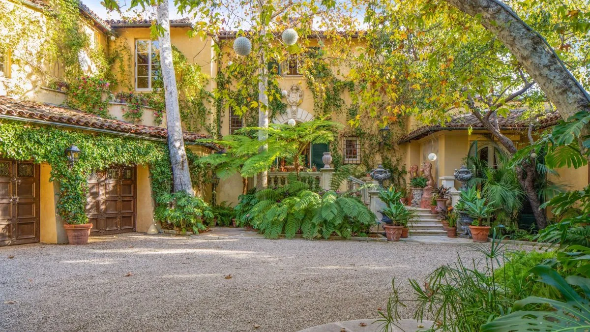 Bel Air’s Prettiest Estate – Home Of Yvette Mimieux!