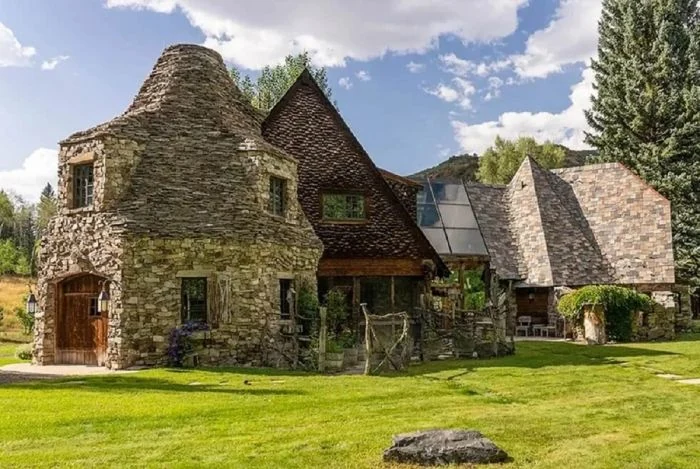 The $68M Two Mile Ranch In Aspen Has A Hobbit-Inspired Cottage